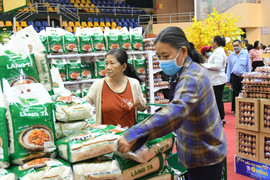 Saigon Co.op phối hợp tổ chức chương trình Siêu thị mini Tết 0 đồng