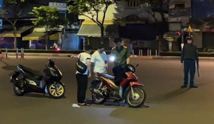 Một cảnh sát bị đâm tử vong sau va chạm xe ở TP.HCM