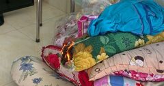 Hé lộ nguyên nhân vụ đồ đạc bốc cháy trong nhà ở Hậu Giang