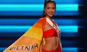 Ngọc Châu khoe cơ bụng nóng bỏng tại bán kết Miss Universe 2022