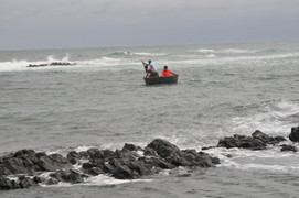 Quảng Ngãi: Đi hái rong kiếm tiền tiêu Tết, người đàn ông bị nước cuốn mất tích