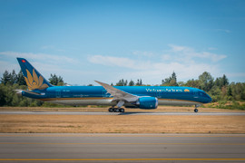 Khách bay Tết tăng nóng, Vietnam Airlines gấp rút tăng chuyến
