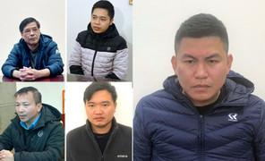 Bắt chủ gara ô tô và 4 cán bộ trung tâm đăng kiểm ở Nam Định