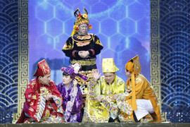 'Bội thực hoa hậu', 'lòng xào xưa' xuất hiện trong 'Táo quân' 2023