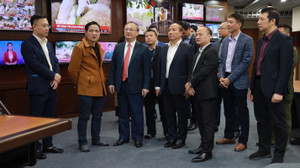 Tổng Giám đốc VOV thăm, chúc Tết cán bộ, phóng viên Đài Truyền hình KTS VTC