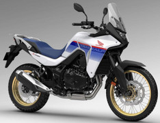 Honda XL750 Transalp 2023 chuẩn bị được giới thiệu