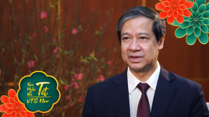 Bộ trưởng Nguyễn Kim Sơn mong đủ vật lực thực hiện chương trình phổ thông mới