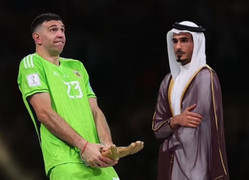 Ibrahimovic chỉ trích tuyển Argentina