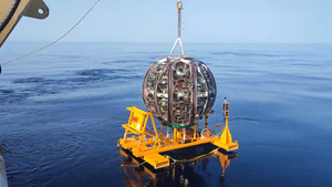 Kính viễn vọng tìm kiếm hạt ma ở độ sâu 3,5km dưới biển