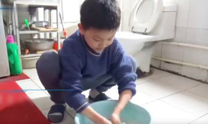 Ông bố nổi tiếng nhờ dạy con 10 tuổi quản lý tài chính với kết quả tuyệt vời