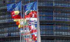 EU không cam kết rút ngắn quy trình kết nạp Ukraine