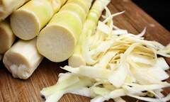 Những ai không nên ăn măng?