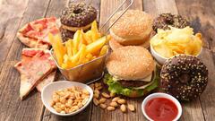 Các loại thực phẩm làm tăng nguy cơ mắc ung thư, nhiều người vẫn ăn hàng ngày