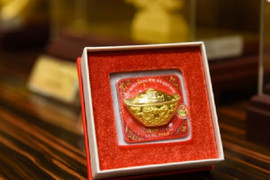 Mua vàng ngày vía Thần Tài, nhiều người lỗ nặng