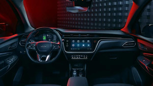 Ô tô điện sẽ thế nào nếu tài xế vô tình chuyển xe về P khi đang chạy?