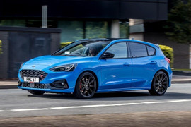 10 ôtô gia đình đáng mua nhất năm 2023