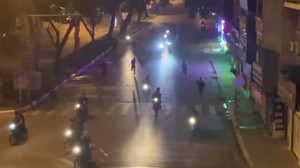 Bắt 10 thanh niên lập nhóm 'những chú báo nhỏ' chặn đánh người đi đường