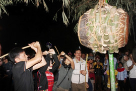 Lễ hội Đập trống của người Ma Coong Quảng Bình có gì độc đáo?