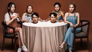 Doanh thu 'Nhà bà nữ' đạt 400 tỷ đồng: Ngày vượt mặt 'Bố già' không còn xa