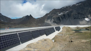 Hệ thống pin mặt trời dài 1km trên đập nước cao nhất châu Âu