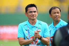 HLV Kiatisak: 'HAGL cần được thông cảm'