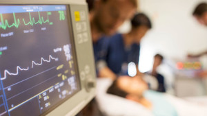 Người đàn ông tỉnh dậy sau 45 phút tim ngừng đập tiết lộ về 'thế giới bên kia'