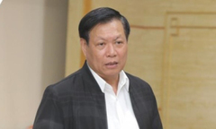 Thứ trưởng Bộ Y tế: 'Gỡ rối mua sắm thuốc, trang thiết bị y tế vẫn còn vướng'