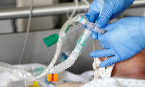 Người đàn ông mở mắt và còn thở sau 5 tiếng nằm trong nhà xác