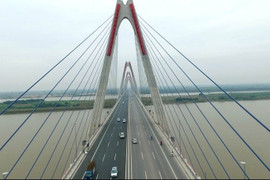 Thay đổi luồng giao thông để kiểm định cầu Nhật Tân, cầu Thanh Trì