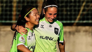 Huỳnh Như: 'Chưa nghĩ bản thân đã thành công ở Bồ Đào Nha'