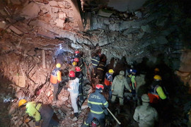 Đoàn cứu hộ cứu nạn của Việt Nam tại Thổ Nhĩ Kỳ gặp khó khăn do dư chấn