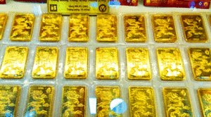 Giá vàng hôm nay 13/2: Tiếp tục giảm mạnh