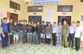 Cháy tàu đánh cá, 10 ngư dân lênh đênh trên biển suốt 26 giờ