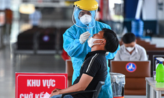 COVID-19 là bệnh nghề nghiệp, phòng dịch sẽ thay đổi thế nào?
