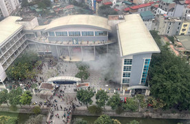 Hà Nội: Cháy trường Tiểu học Yên Hoà, nhiều học sinh hoảng loạn