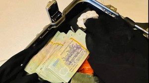 Hành khách bỏ quên tiền tỷ ở sân bay Cần Thơ