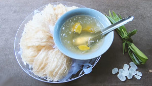 Những ai không nên ăn yến sào?