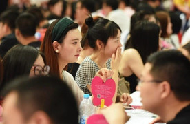 Đi 'chợ hẹn hò', nhiều cô gái Trung Quốc ngán ngẩm thấy bị coi như món hàng