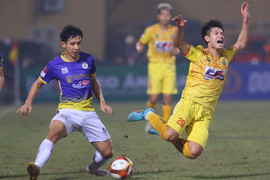 Chia điểm với Thanh Hóa, Hà Nội FC dễ mất ngôi đầu bảng