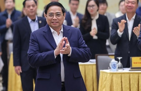 Thủ tướng: Cần xem giá bất động sản đã phù hợp với thu nhập người dân chưa?