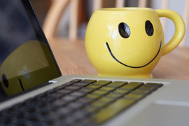 Loạt status hài hước về cuộc sống được chia sẻ nhiều nhất 