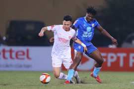 Phung phí cơ hội, Viettel bị Nam Định cầm hòa 