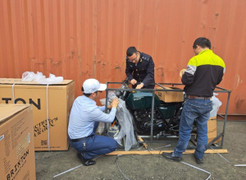 Phát hiện container chứa hơn 50 xe mô tô không rõ xuất xứ ở Hải Phòng