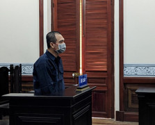 Xét xử điều tra viên giả chữ ký lãnh đạo: Nhiều cán bộ Công an TP.HCM vắng mặt