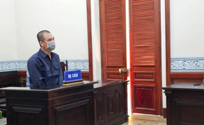 Điều tra viên giả chữ ký lãnh đạo Cơ quan CSĐT Công an TP.HCM lãnh 12 tháng tù