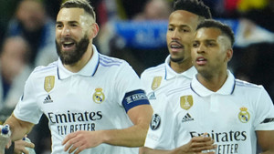 Bị dẫn 2 bàn, Real Madrid ngược dòng thắng đậm Liverpool