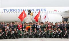 Cán bộ, chiến sĩ QĐND Việt Nam cứu hộ động đất ở Thổ Nhĩ Kỳ về tới Nội Bài