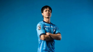 Công Phượng đá 2 phút ở trận ra mắt Yokohama FC