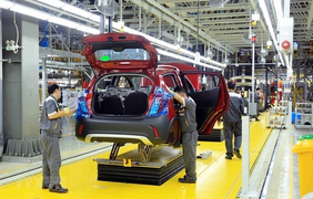 Ô tô cần 200 mã kim loại, doanh nghiệp Việt Nam chưa chế tạo được một mã