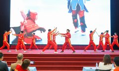 Đội tuyển võ gậy quốc gia tiếp nhận trang bị tài trợ từ FPT Polytechnic